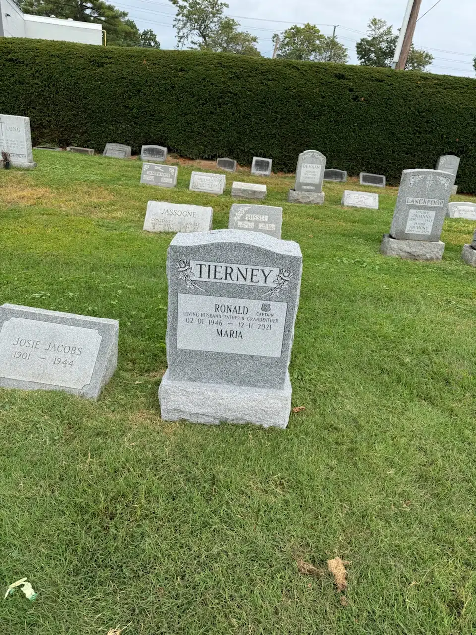 Granite Headstones Online hand-carved by Online Headstone Shop in NJ — image 5